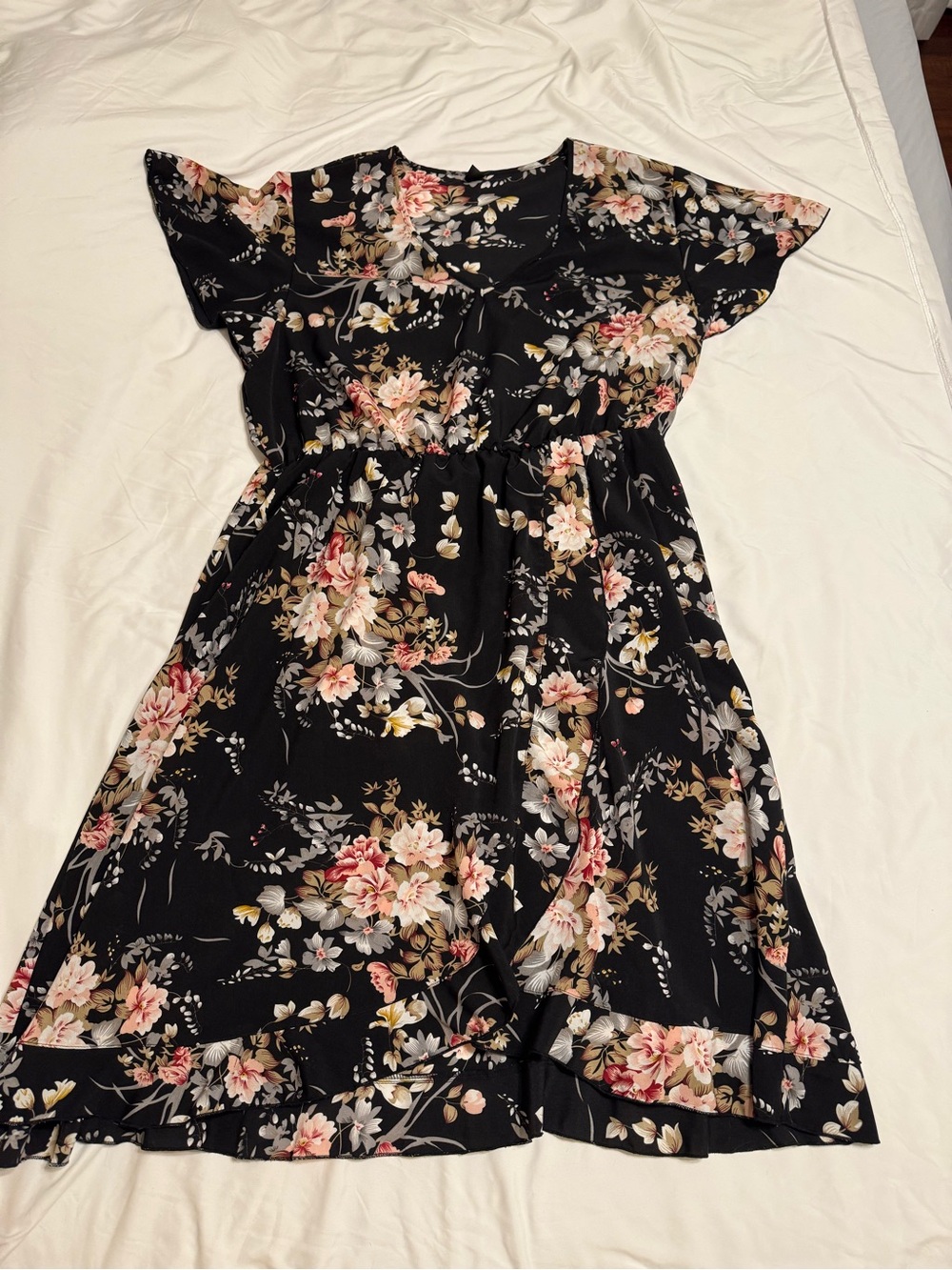 SHEIN Black Floral Casual Dress with Pink & Cream Blooms